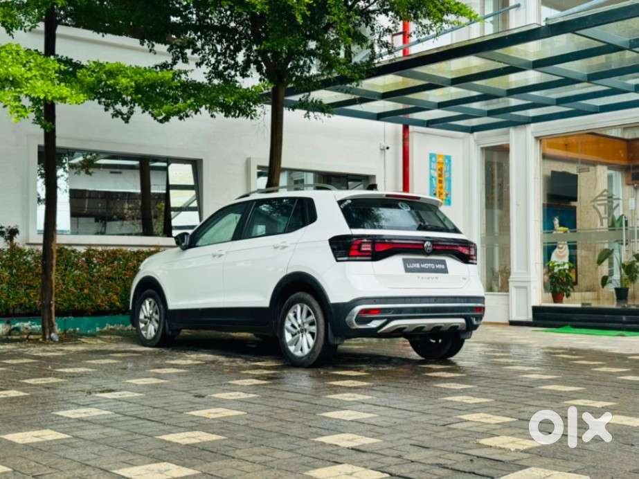 Volkswagen Taigun 1.0 Tsi Highline At, 2022, Petrol