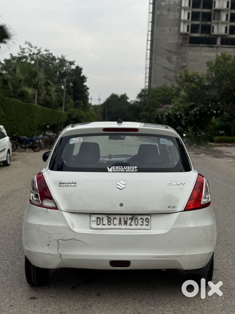 Maruti Suzuki Swift Vxi, 2012, Petrol