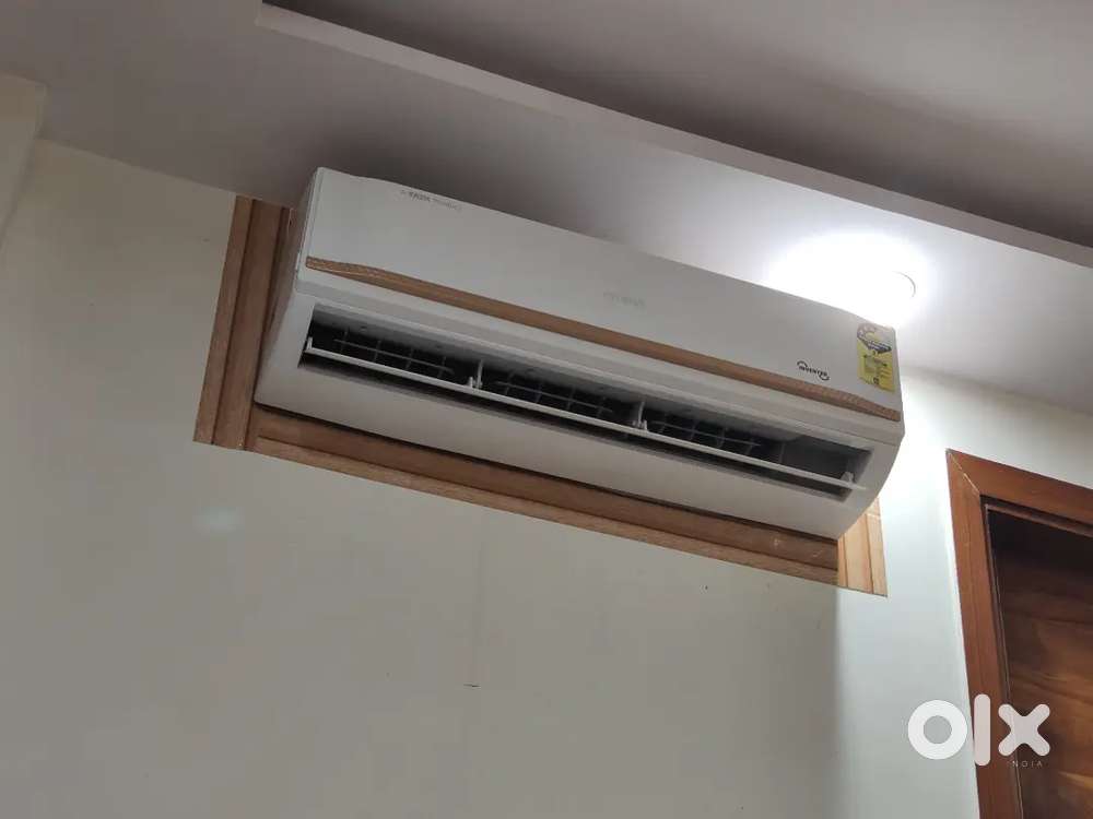 Croma AC 1.5 Ton ( 1.5 Year Old)