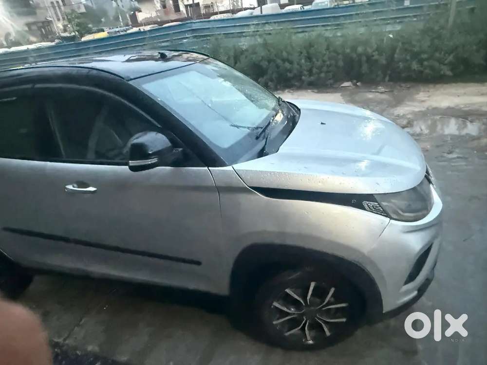 Mahindra Kuv100 Nxt Cng & Hybrids 60496 Km Driven