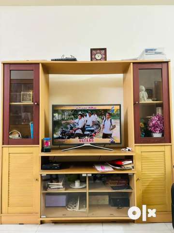 Godrej deals tv cabinet