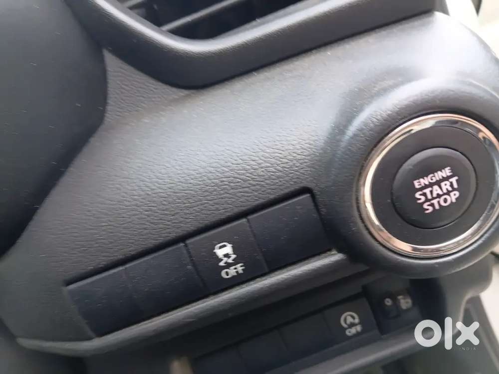 Swift Maruti Suzuki 2024 Variant Zxi