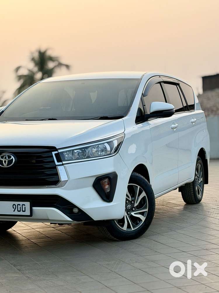 Toyota Innova Crysta [2020-ongoing] 2.4 Gx At 7 Str, 2022, Diesel