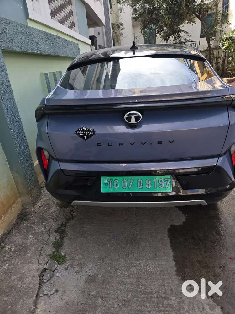 Tata Curvv Ev 2025 Electric 27000 Km Driven
