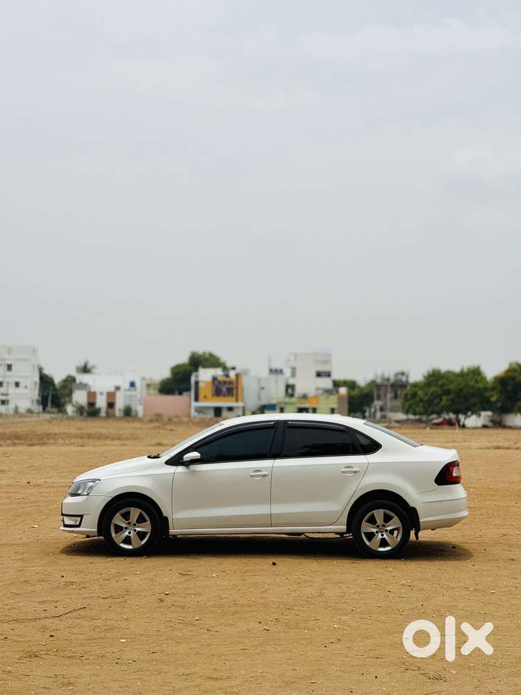 Skoda Rapid 1.6 Mpi Ambition, 2017, Petrol