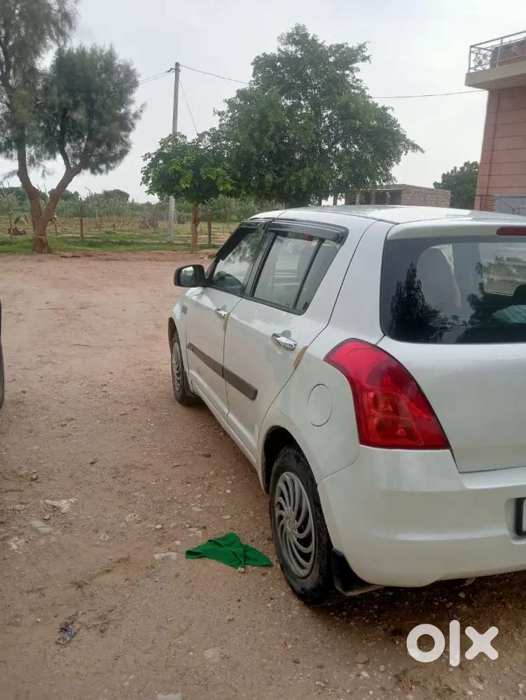 Maruti Suzuki Swift 2010 Diesel 127000 Km Driven