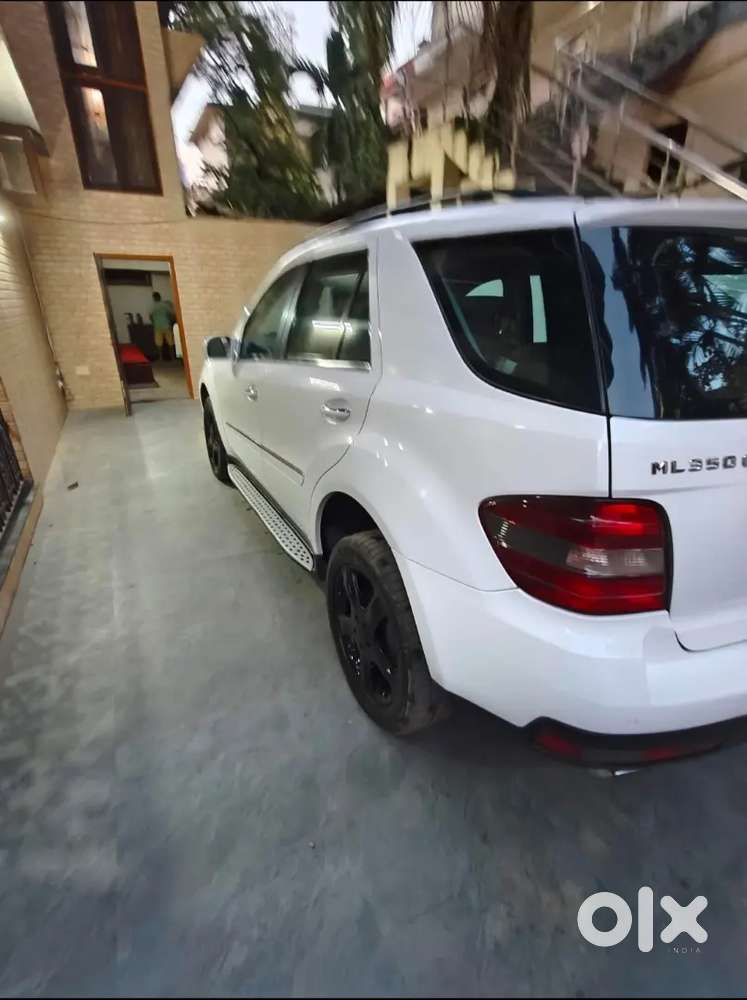 Mercedes-benz Luxury Sedan  Excellent Condition  Best Deal