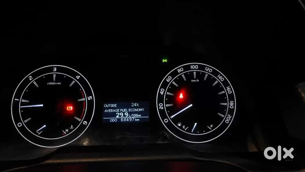 Toyota Innova Crysta 2.4 G Plus Mt 7 Str, 2022, Diesel