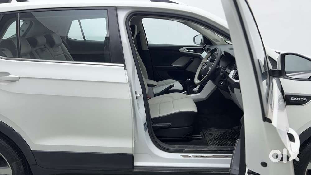 Skoda Kushaq Ambition 1.0l Tsi Mt, 2023, Petrol