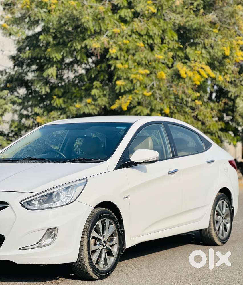 Hyundai Verna Fluidic 1.6 Vtvt Sx Automatic, 2014, Petrol