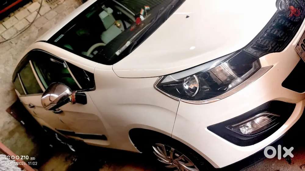 Mahindra Marazzo M6 2020 Diesel