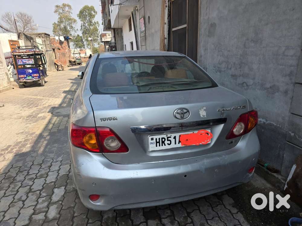 Toyota Corolla Altis 2010 Model