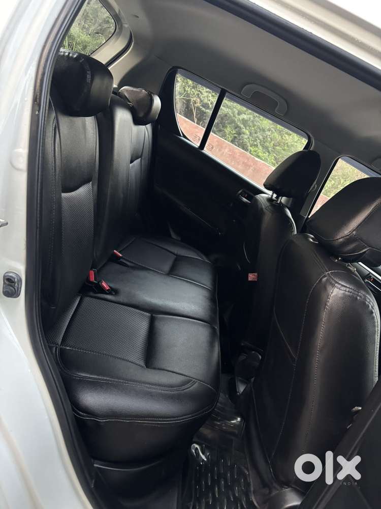 Maruti Suzuki Swift 1.2 Vxi (o), 2017, Petrol