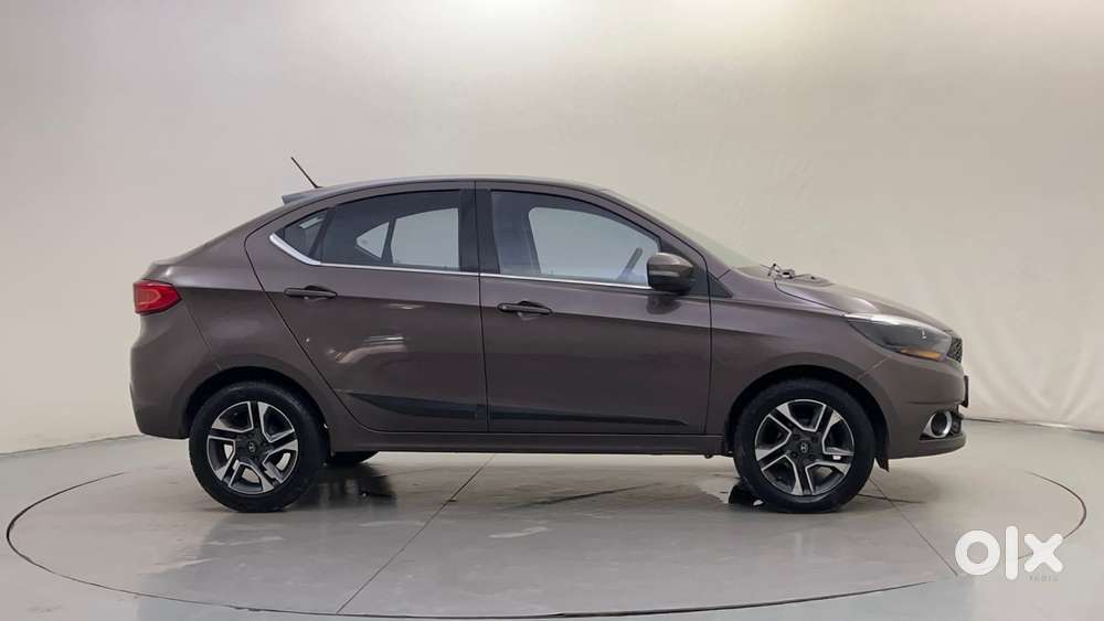 Tata Tigor Xza, 2018, Petrol