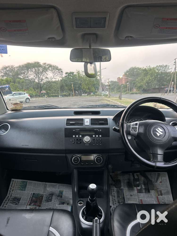 Maruti Suzuki Swift Dzire Zxi + Mt, 2011, Petrol