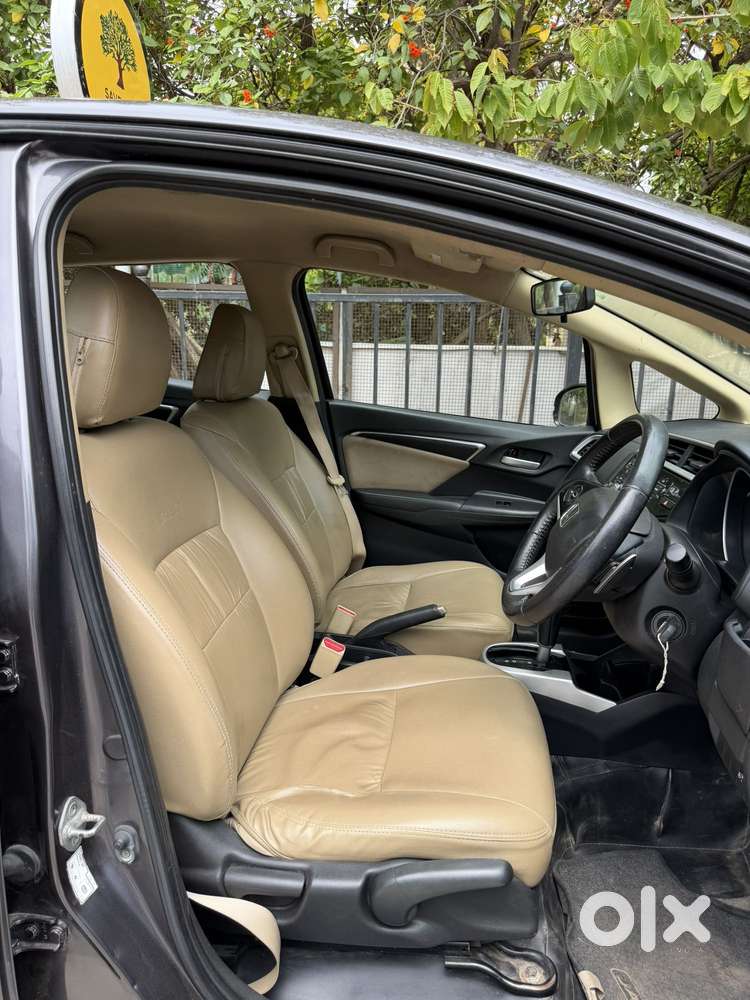 Honda Jazz V Automatic, 2017, Petrol