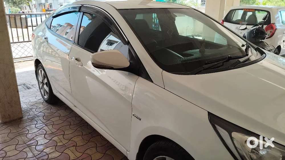 Hyundai Veran 30/10/2013 Top Model Good Condition