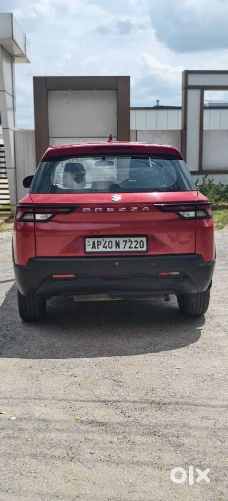 Maruti Suzuki Brezza 1.5 Vxi Cng, 2023, Cng & Hybrids