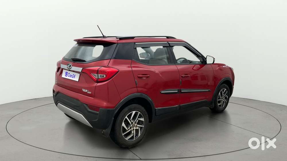 Mahindra XUV300 W8 Option, 2022, Petrol