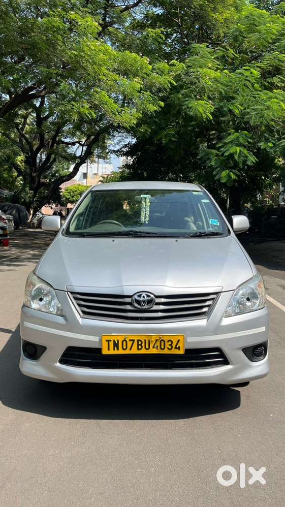 Toyota Innova 2.5 G (diesel) 8 Seater, 2013, Diesel