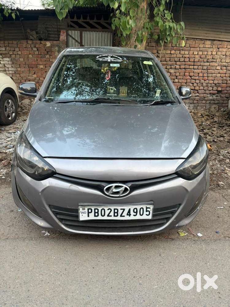 Hyundai I20 2013 Diesel 102000 Km Driven