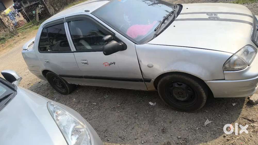 Maruti Suzunki Esteem 2006