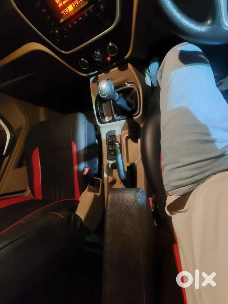 Mahindra Tuv 300 2018 Diesel