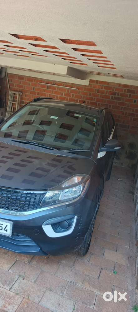 Tata Nexon Petrol Manual 2017