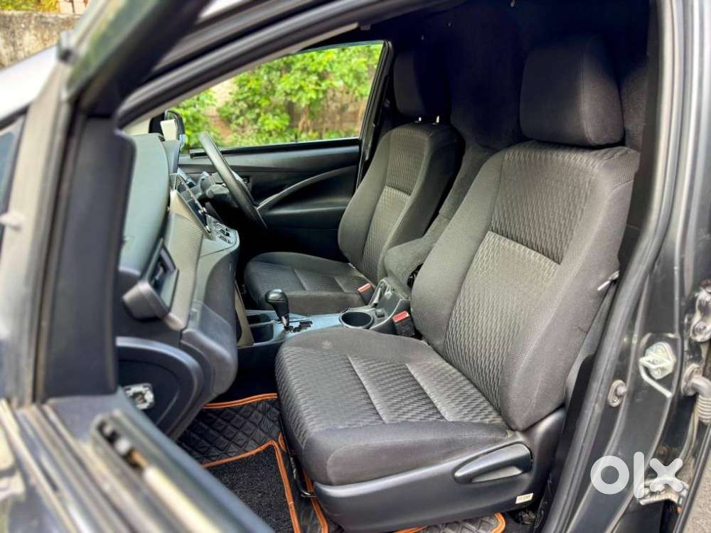 Toyota Innova Crysta [2020-ongoing] 2.4 Gx At 7 Str, 2022, Diesel