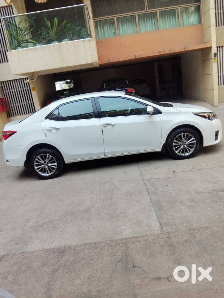 Toyota Corolla Altis Vl Mt, 2015, Cng & Hybrids