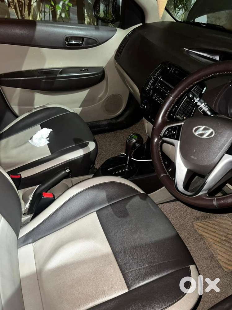 Automatic Hyundai I20 2011/10 - Good Condition