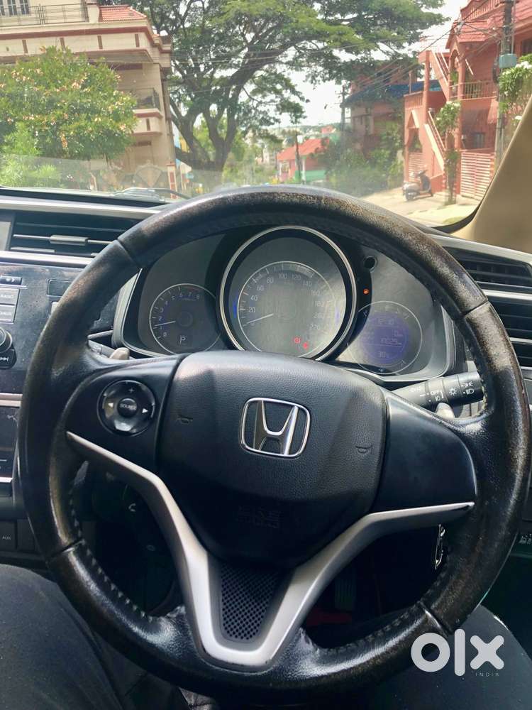 Honda Jazz V Automatic, 2016, Petrol