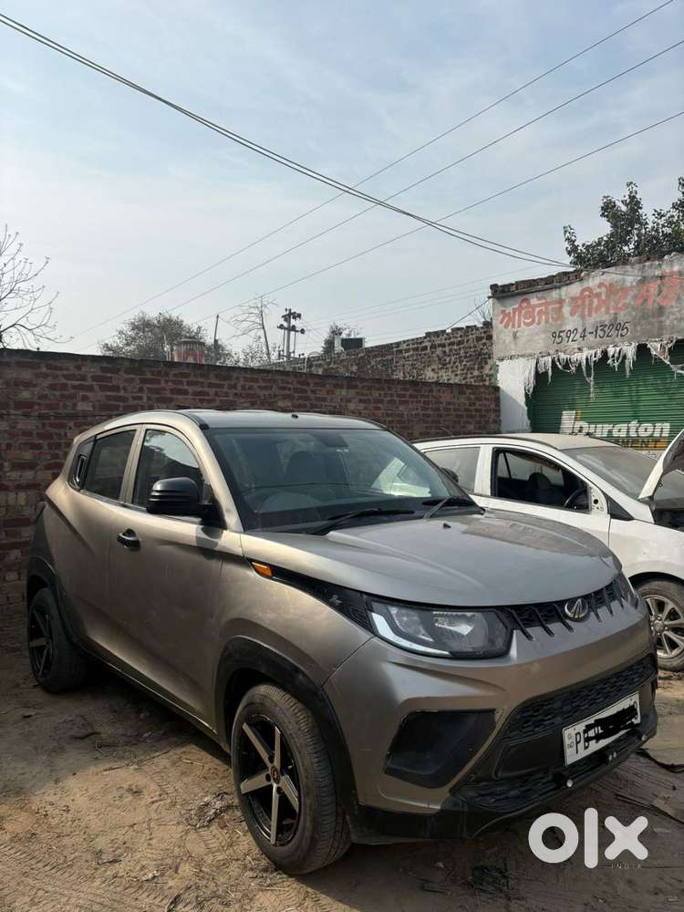 Mahindar Kuv100k2