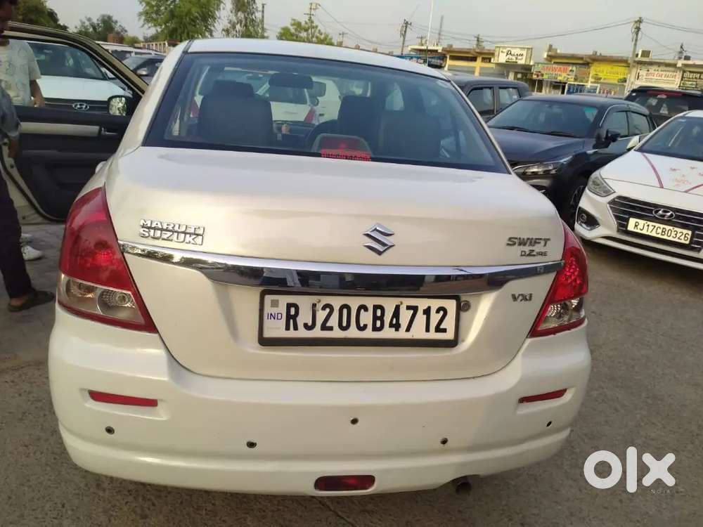 Maruti Suzuki Dzire 2010