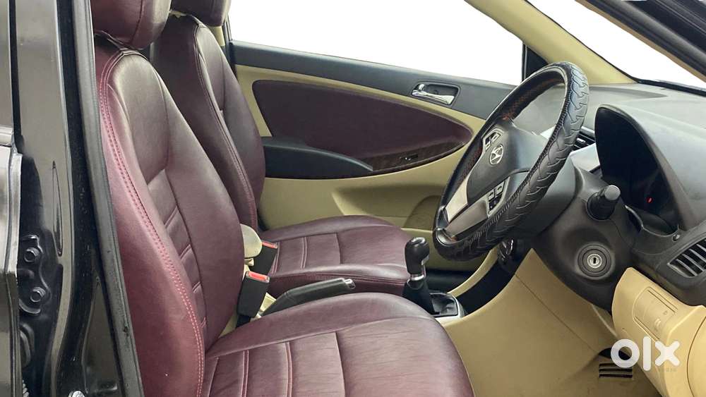 Hyundai Verna Fluidic 1.6 Vtvt Sx, 2014, Petrol