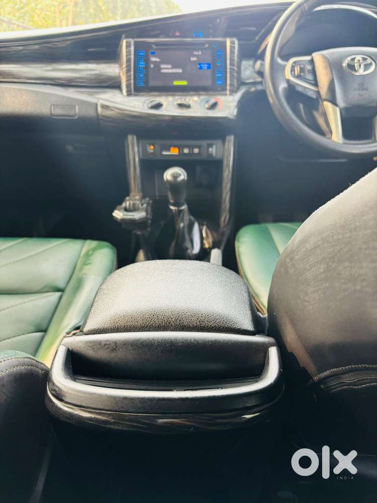 Toyota Innova Crysta 2.4 Zx Mt, 2017, Diesel