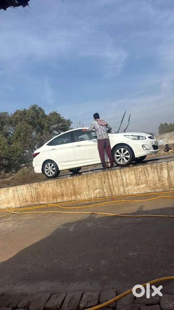 Hyundai Verna 2013