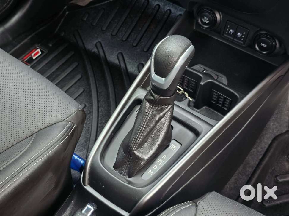 Maruti Suzuki Xl6 1.5 Alpha Plus At Dual Tone, 2025, Petrol