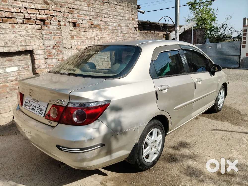 Honda City Zx 2006 Petrol Well Maintained
