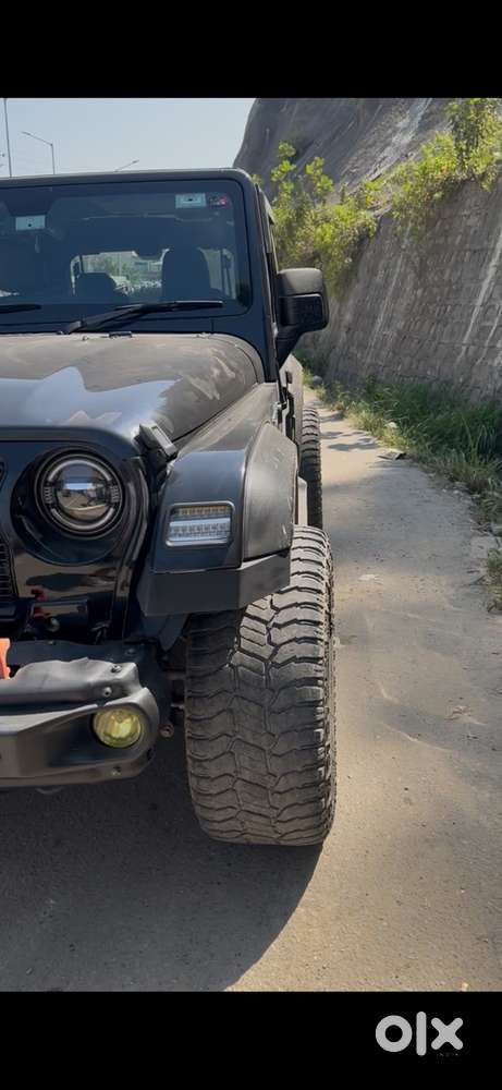 Mahindra Thar Petrol 2022