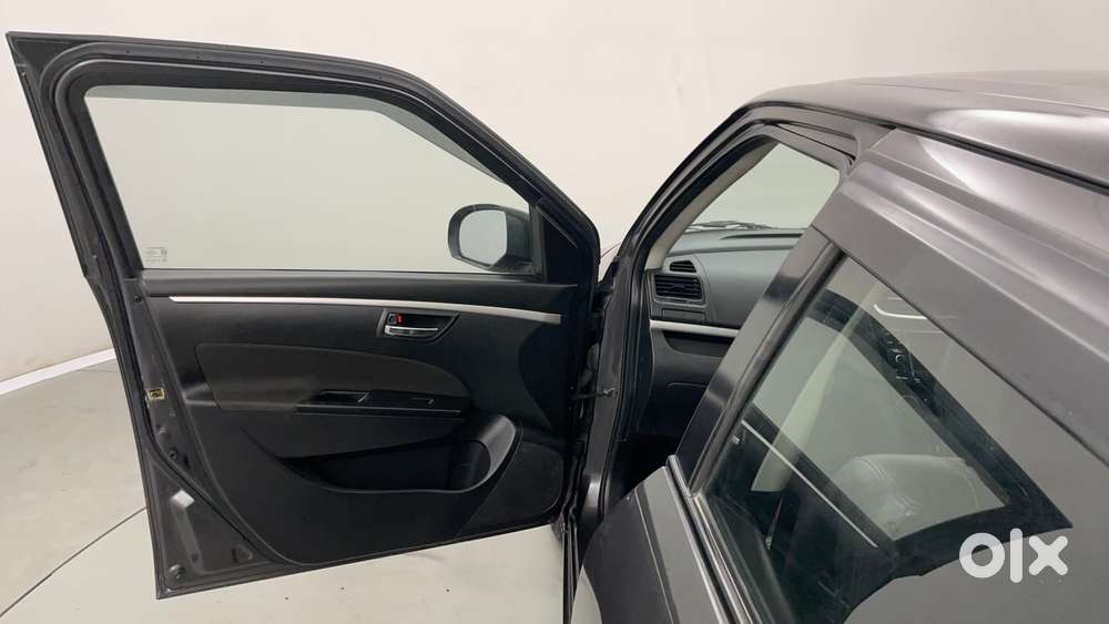 Maruti Suzuki Swift Vvt Vxi, 2017, Petrol