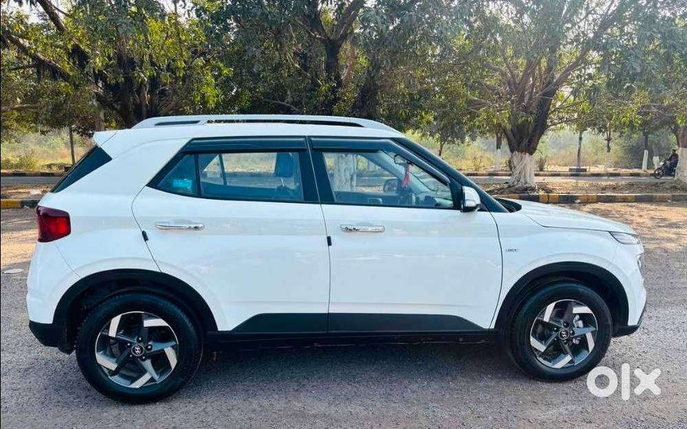 Hyundai Venue Sx Plus Turbo Dct, 2020, Petrol
