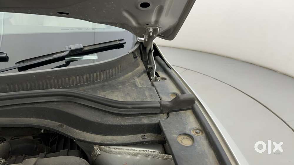 Mahindra Xuv700 2.0 Ax 7 Petrol At Luxury Pack Str, 2023, Petrol