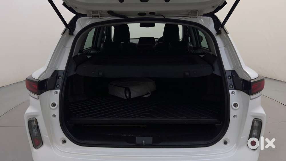 Toyota Urban Cruiser Hyryder V Hybrid Aero Edition, 2025, Cng & Hybr..