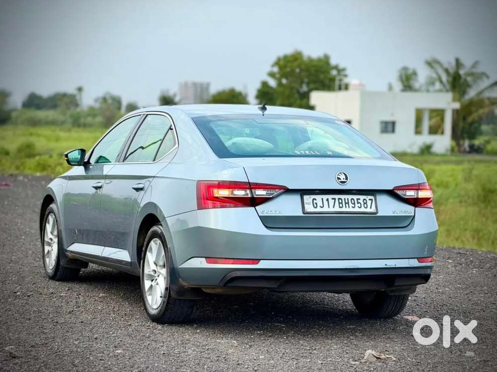 Skoda Superb 2.0 L&k Tsi At, 2019, Petrol