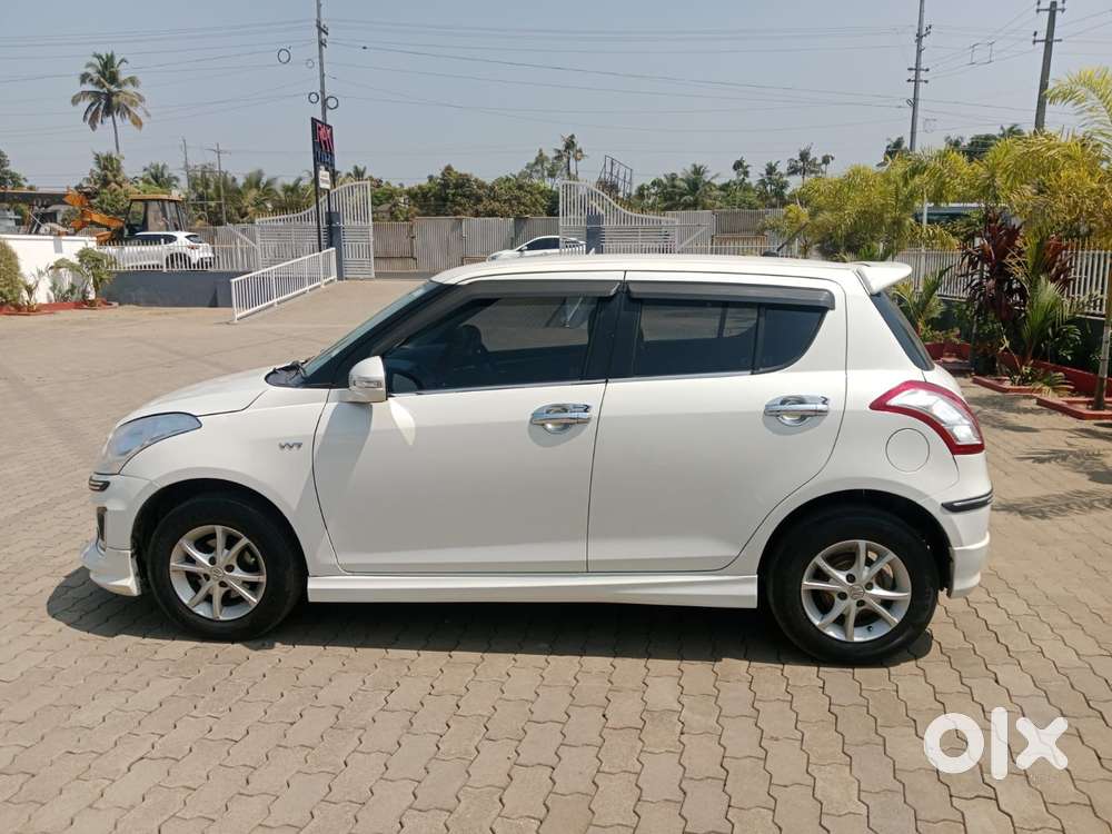 Maruti Suzuki Swift Vvt Zxi, 2016