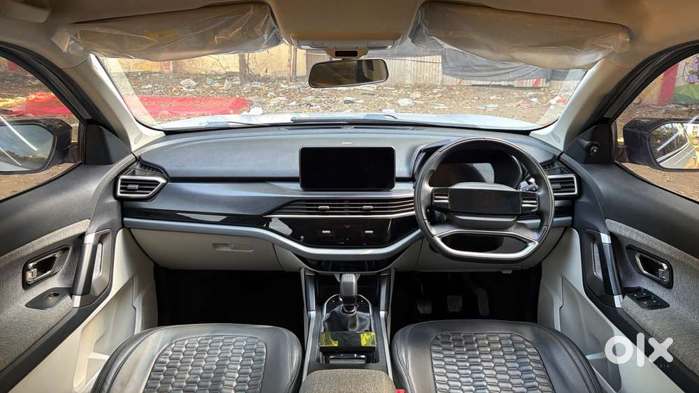 Tata Safari Pure Plus, 2024, Diesel