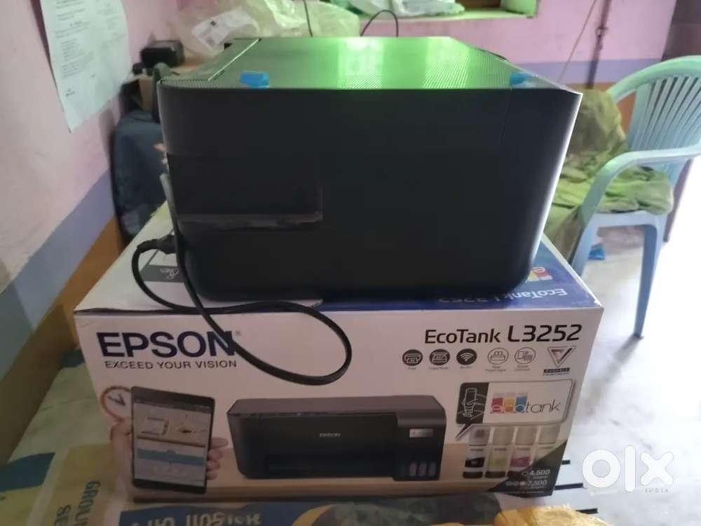 EPSON ECO TANK L3252,COLOUR PRINTER, AGE  6 MONTH OLD