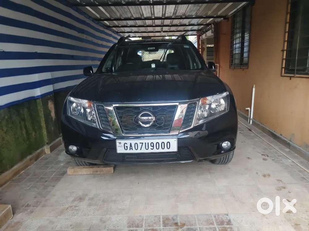 Nissan Terrano 2014 Petrol, Top Model , Crystal Black Colour