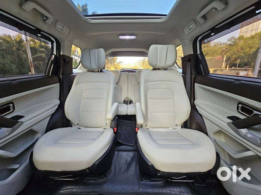 Tata Safari Accomplished Plus 6 Str Dual Tone, 2024, Diesel